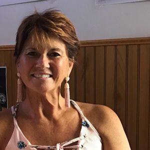 Meet your Posher, Becky